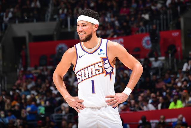 萨里：很遗憾执教切尔西一年就离开 希望回英超