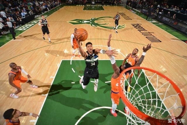 锡安33分鹈鹕负骑士止4连胜 掘金送热火4连败